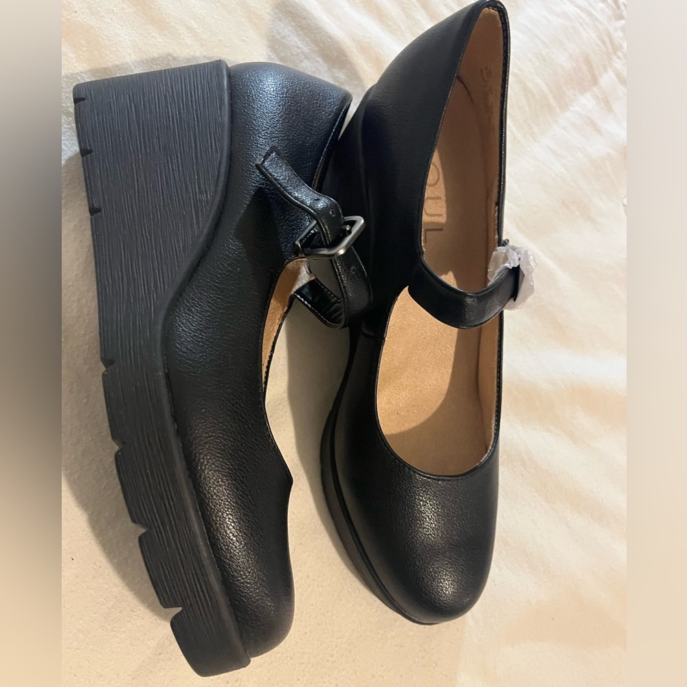 SOUL Naturalizer Black Mary Jane Platform Flats